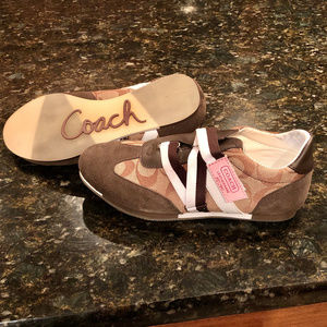Coach tennis shoes with velcro straps